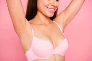 Patients seeking to correct the appearance of their saggy breasts may benefit from plastic surgery.